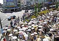 水戸駅北口西武前での街頭遊説