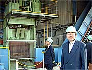 鹿島再資源化センターを視察する井手県議