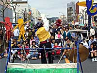 多賀駅前通の開催された「ひたち国際大道芸」