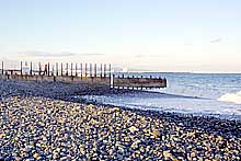 海岸の消滅が危惧される阿字ヶ浦