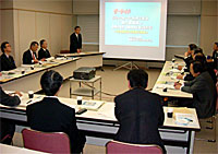 北海道警察本部で「割れ窓理論の実践」について説明聴取