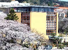 �g�c�����y�L�O�قƐ_��̍�