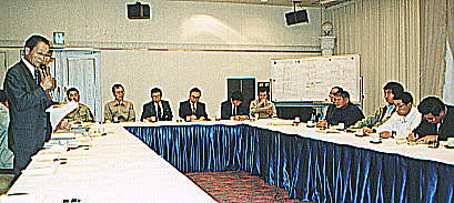 �S���Q�Q���z�e���V�n�t�ŊJ�Â��ꂽ�񓚐�����