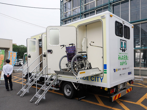 取手市が導入したトイレトラック