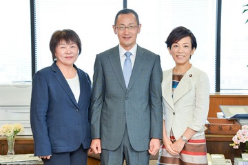山中伸弥教授