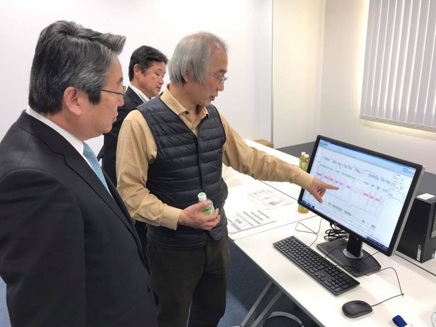 こころの医療センターの土井永史院長から説明を聴取