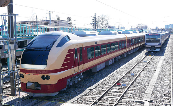 18f5e80f-s.jpg
