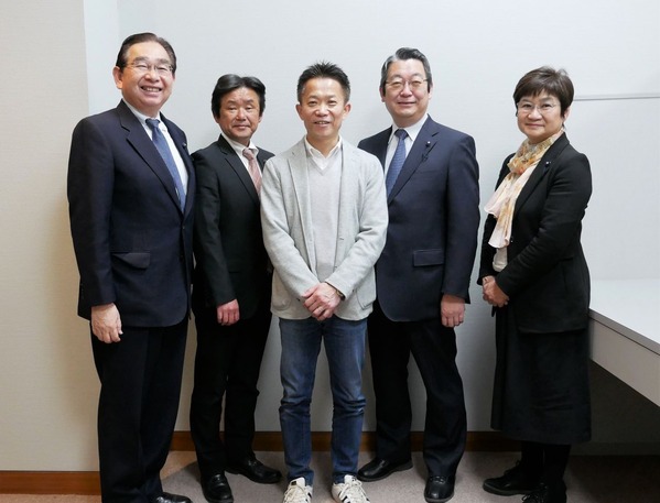 井戸英二さんと意見交換