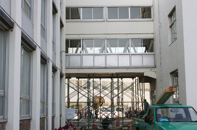 震災直後の日立市役所