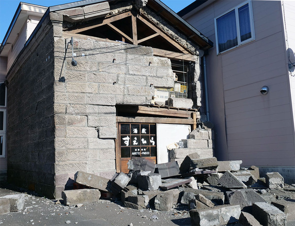 4c995090-s.jpg