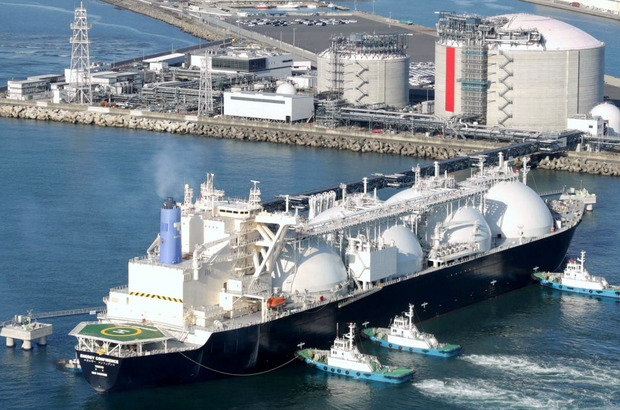 東京ガスＬＮＧ船入港