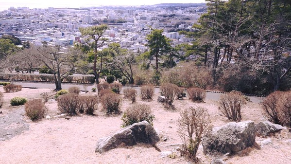 神峰公園山頂の５億年前の花崗岩