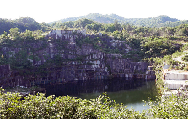 笠間・石切山脈