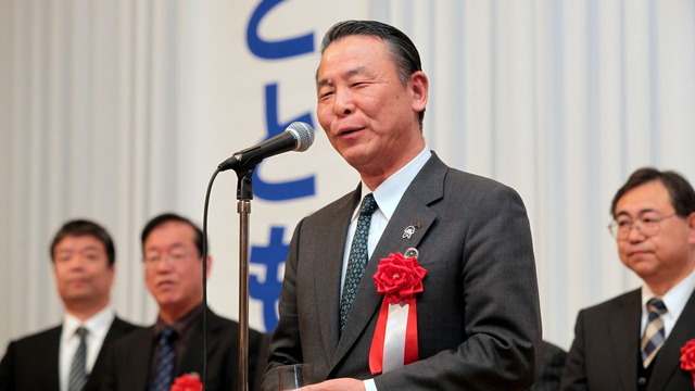 公明党茨城県本部新春の集いで挨拶する加倉井ＪＡ会長