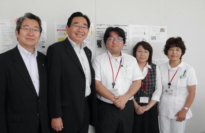 埼玉東病院で中野智紀医師（中央）と