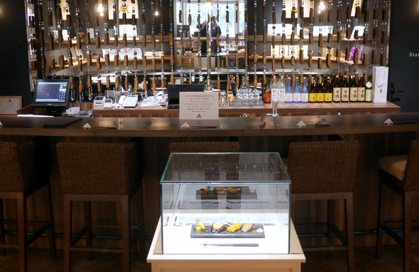 干し芋Ｂａｒ併設の熟成専門店「おいも熟成蔵」