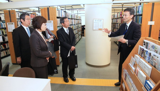 筑波技術大学視察：春日キャンパスの図書館
