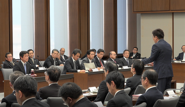 県議会予算特別委員会