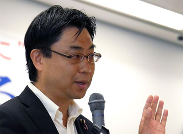 秋野公造参院議員