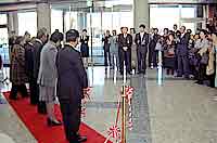 �\�����u�l�Ԏ�`�̌�炢�W�v�I�[�v�j���O