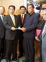 �O�F������b�ɗv�]�����o����q�f�����ɂ�錒�N��Q�҂̉�̑�\