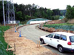 塙山団地最上部で行われているアクセス道路整備