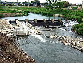 地元住民要望で完成した十王川の魚道
